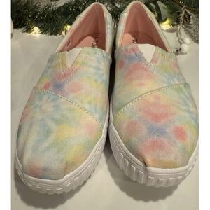 Tom's Pastel Tie Dye Platform Tennis Shoes Flats‎ 6